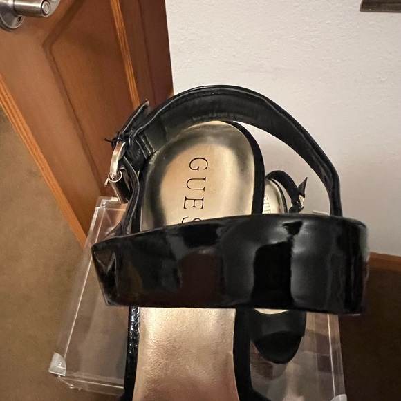 Guess! Smoking hot high heels! Brand new. Size 8. Real Leopard Fur 🐆 - Picture 6 of 8